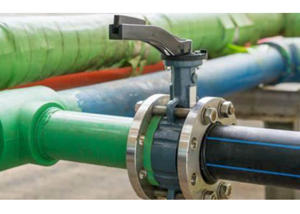 The principle of flange butterfly valve